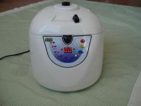 Multifunctional pressure cookers